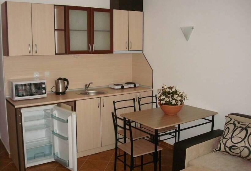 בית מלון כפרי Saint Elena Apartcomplex