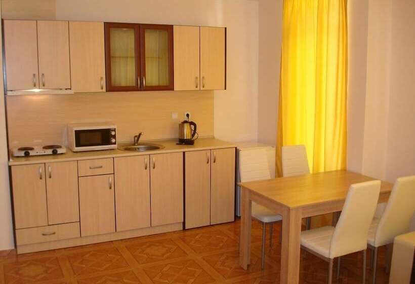 בית מלון כפרי Saint Elena Apartcomplex