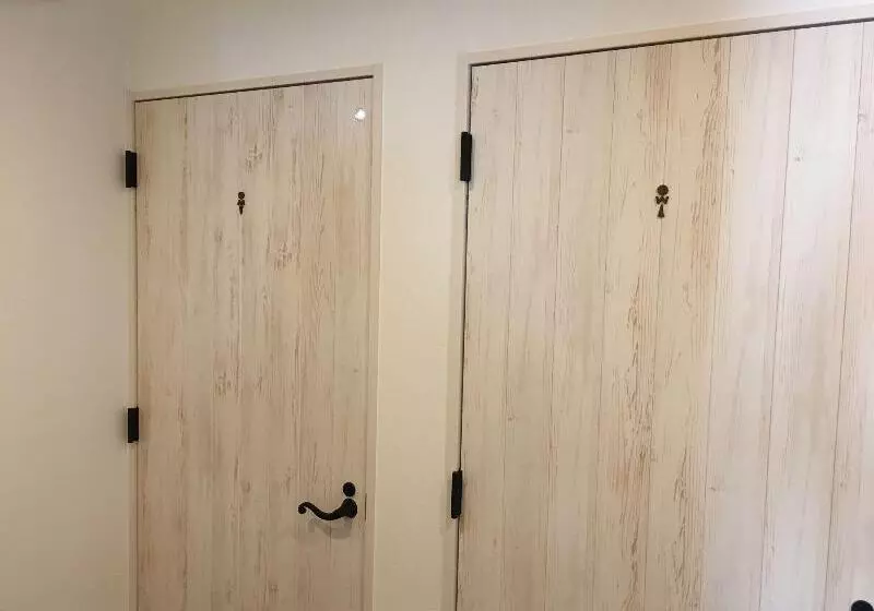 هتل Shironoshita Guesthouse