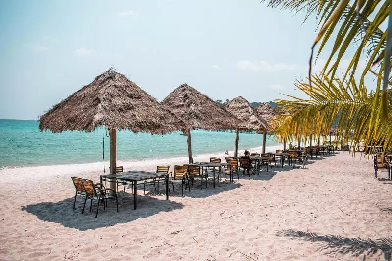 Hotelli Sok San Beach Resort