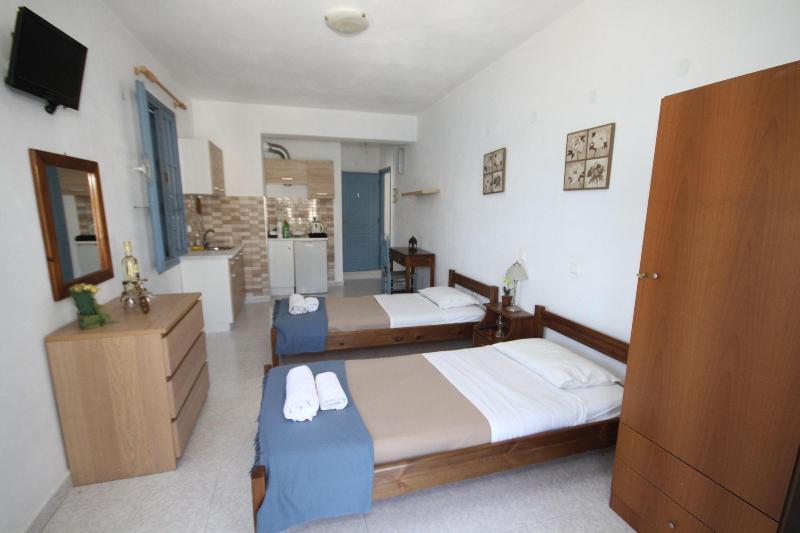 Hotel Studios Maistrali