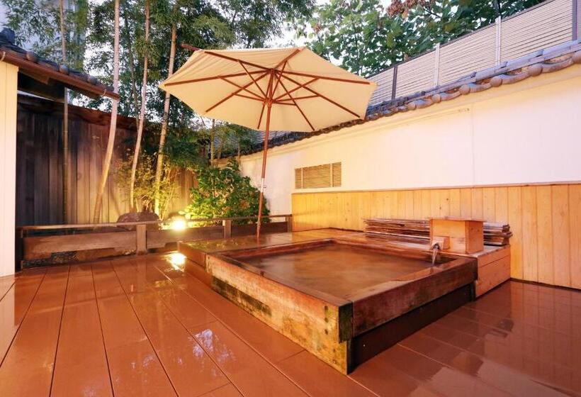 בית מלון כפרי Yanagiya