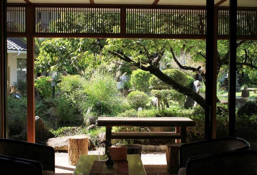 בית מלון כפרי Yanagiya