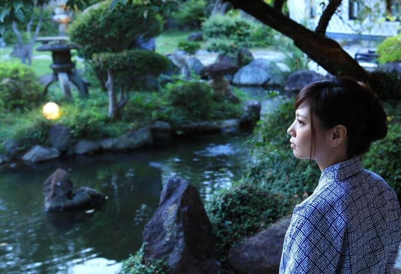 בית מלון כפרי Yanagiya