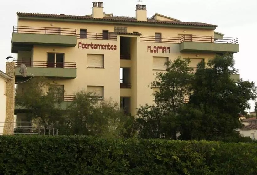 Apartamentos Flomar