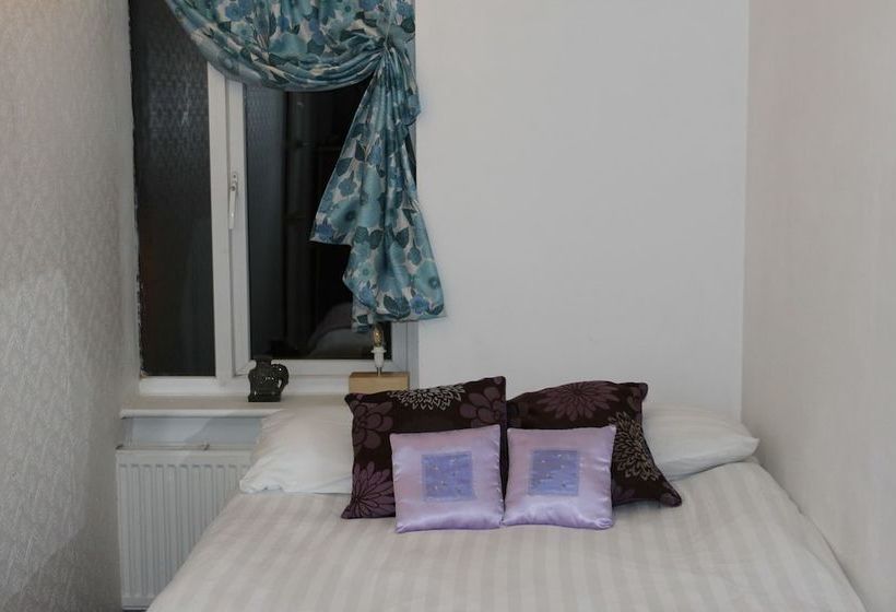 فندق Airport Stay