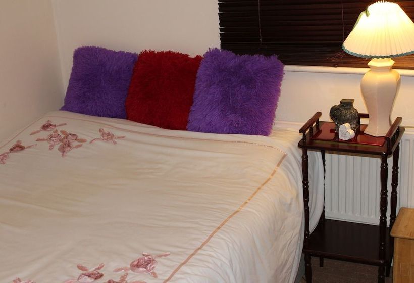 فندق Airport Stay