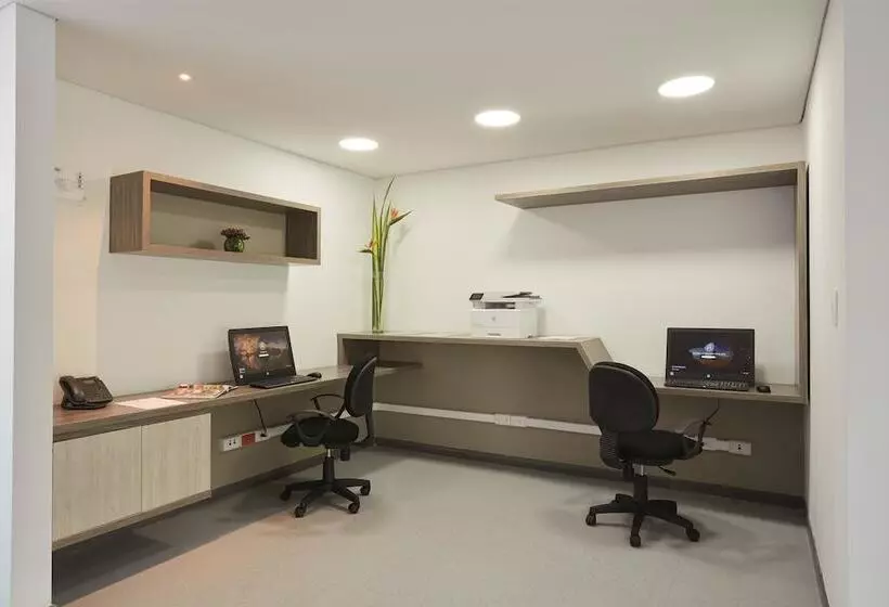 ホテル Duitama Nivari