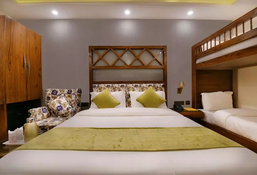 هتل Blue Pearl   Free Airport Pick Up