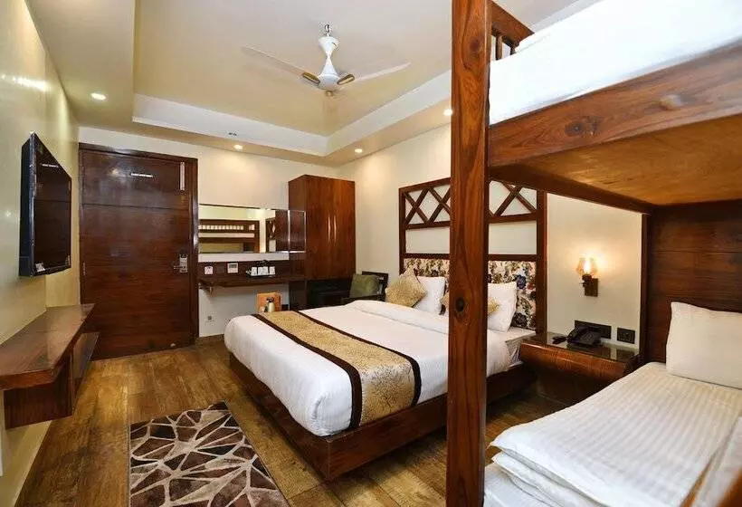 هتل Blue Pearl   Free Airport Pick Up