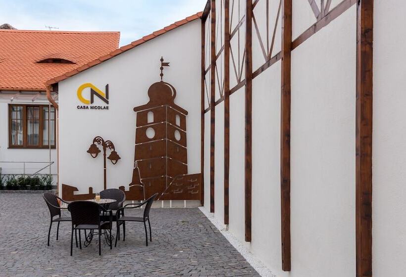 Отель Casa Nicolae Luxury Suites