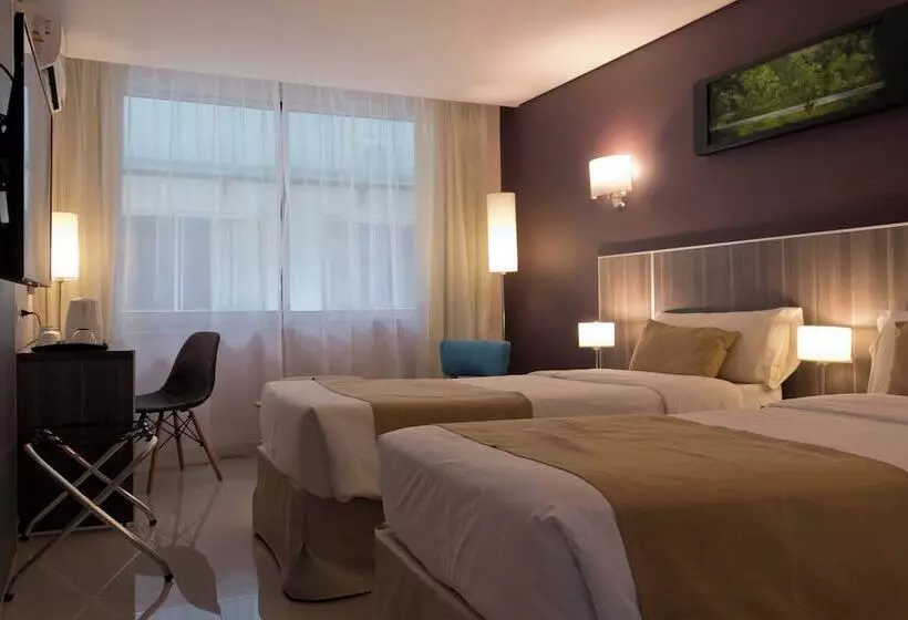 ホテル City Falls Iguazu