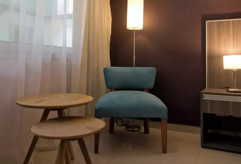 ホテル City Falls Iguazu