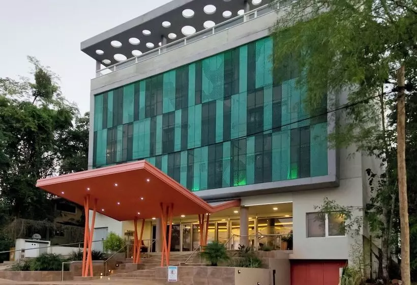 ホテル City Falls Iguazu