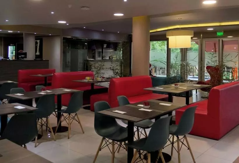 ホテル City Falls Iguazu