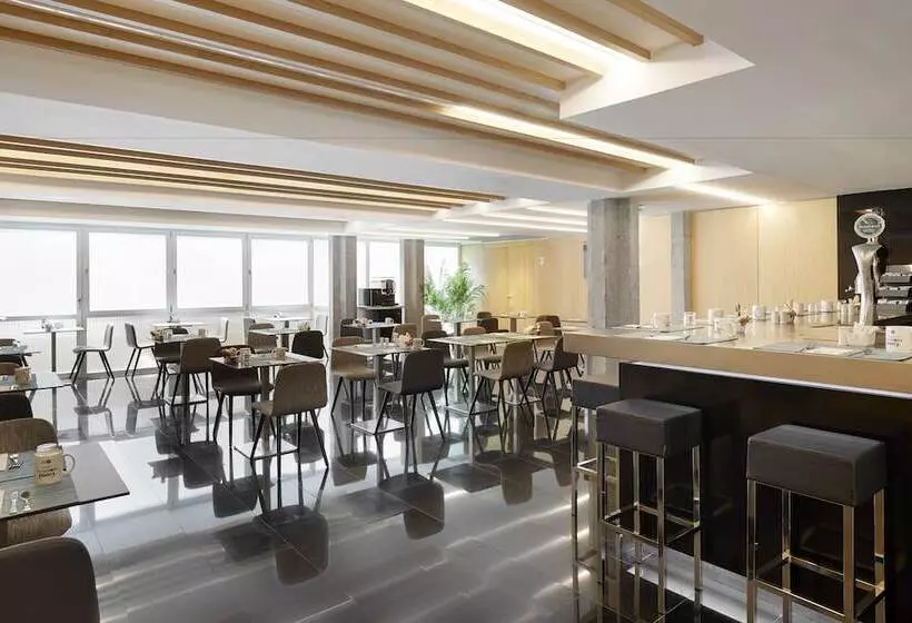 ホテル Exe Plaza Catalunya