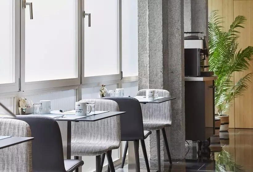 ホテル Exe Plaza Catalunya