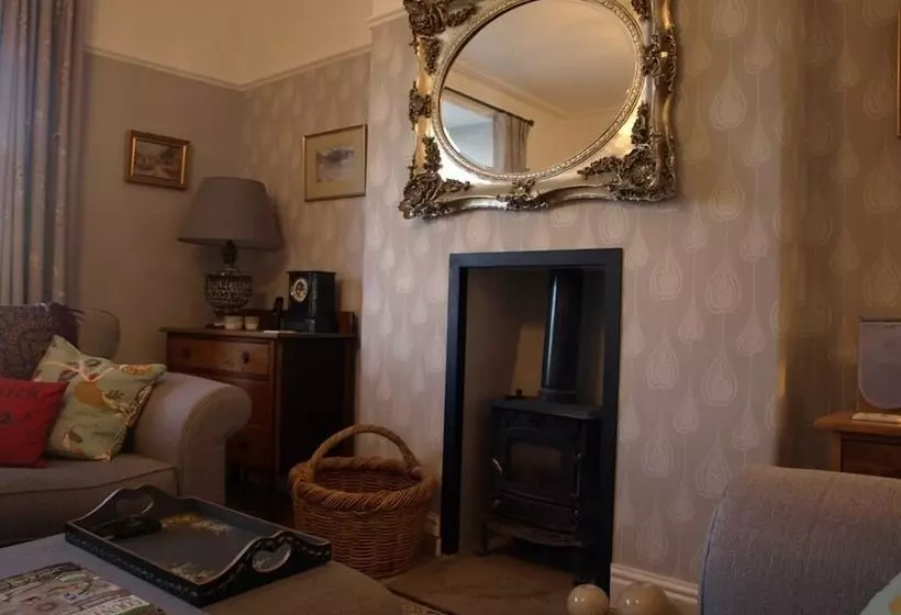 هتل Gentian House