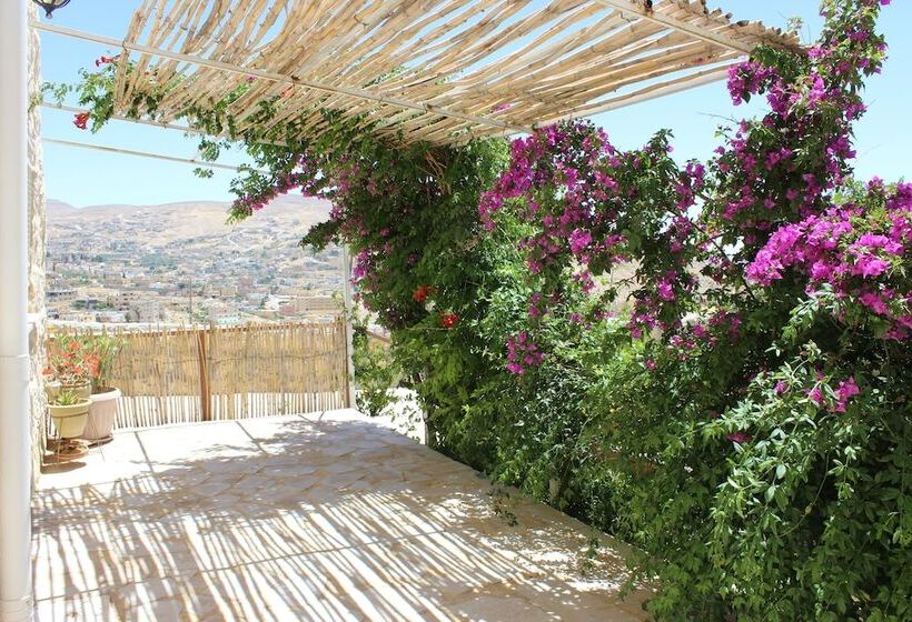 هتل Petra Bed & Breakfast