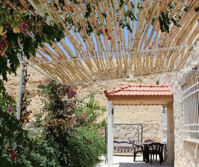 هتل Petra Bed & Breakfast