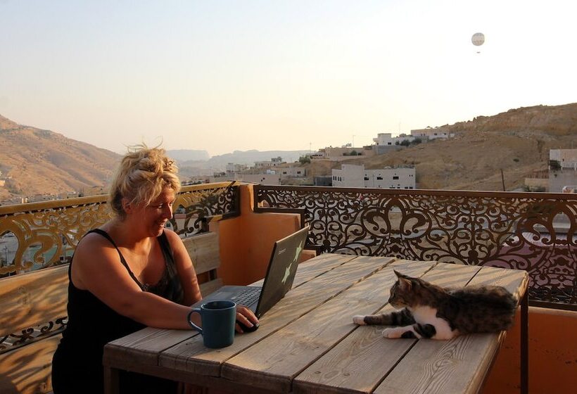 هتل Petra Bed & Breakfast