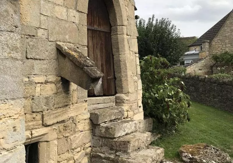 Hotelli Pigeon House Cottage B&b