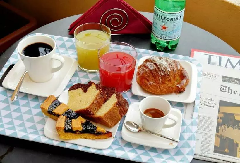 هتل Relais Vittoria Colonna