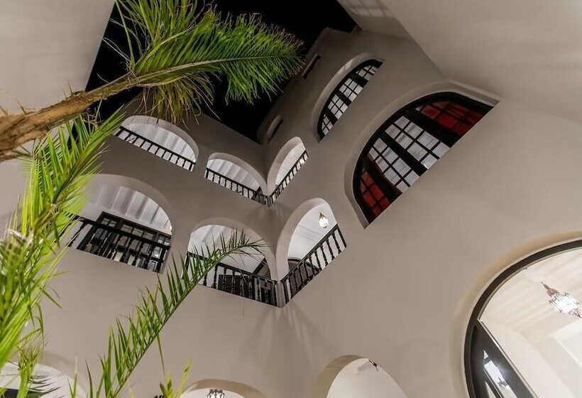 בית מלון כפרי Riad Dar Awil