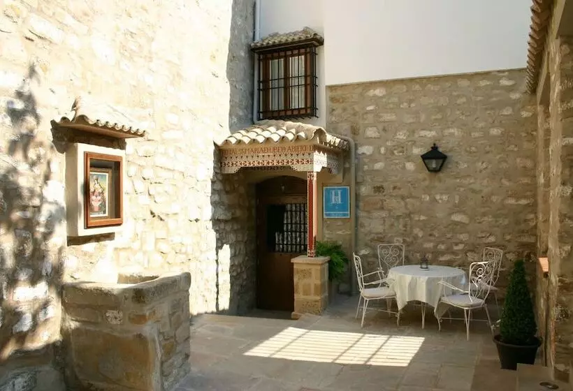 Hotelli Hostal Santa María De úbeda