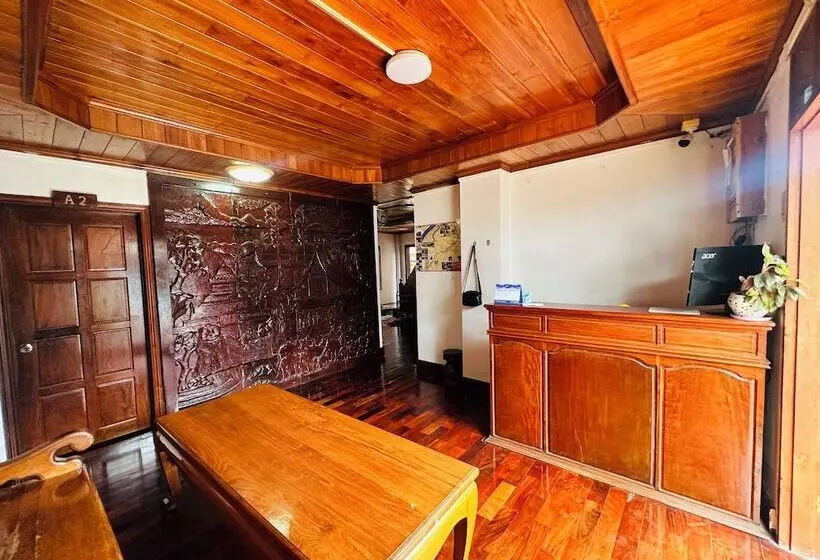 ホテル Silikhane Guest House