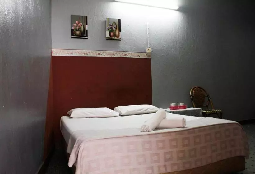 هتل Sun Golden Inn