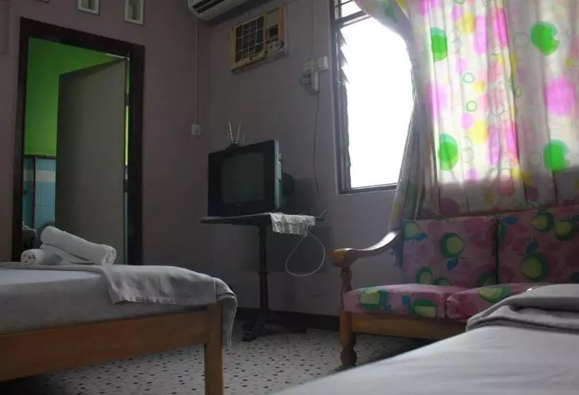 هتل Sun Golden Inn