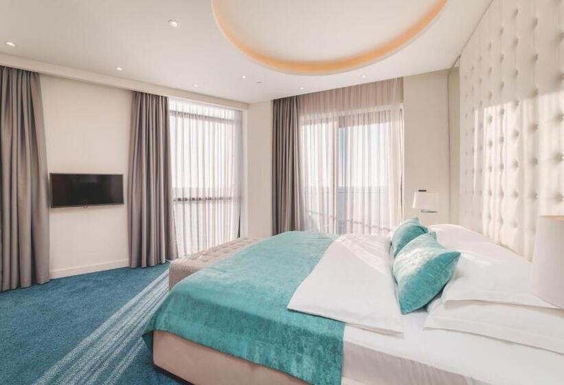 Kalamper Hotel & Spa