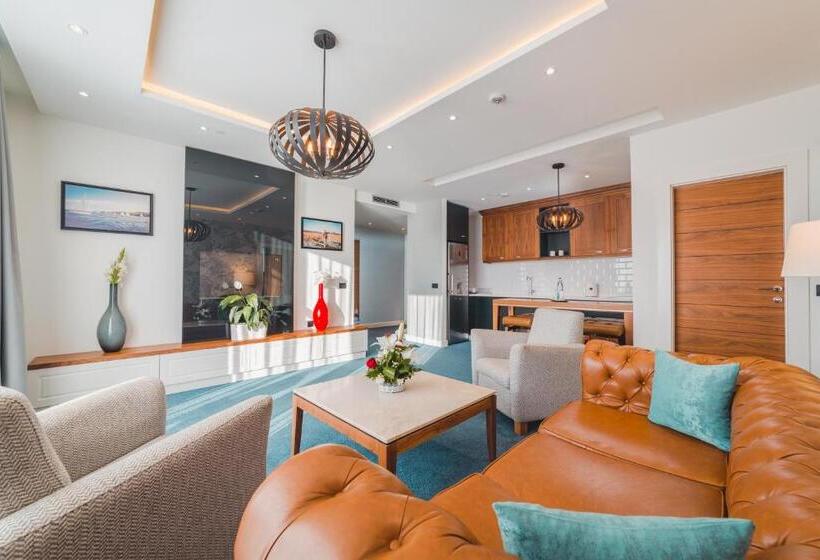 Kalamper Hotel & Spa