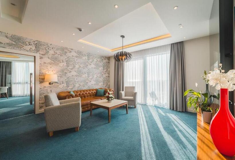 Kalamper Hotel & Spa