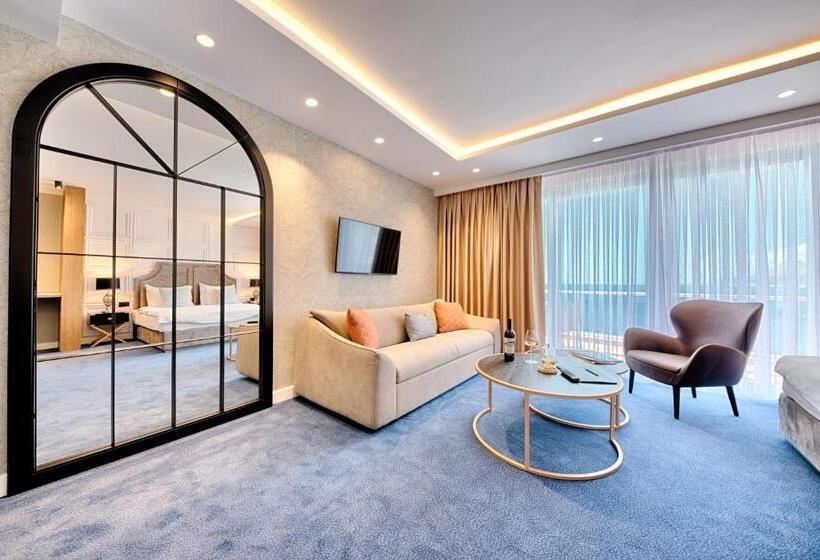 Kalamper Hotel & Spa