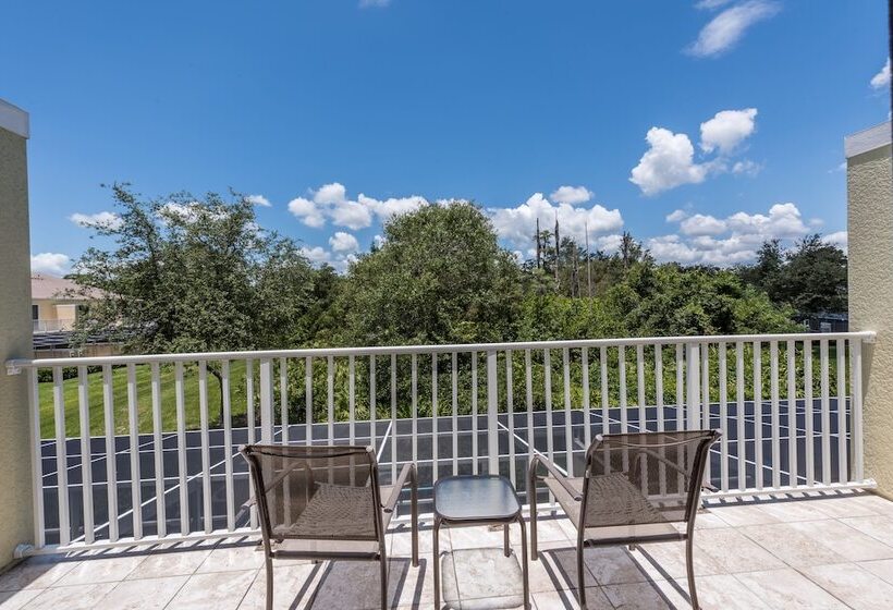 Serenity By Vhc Hospitality