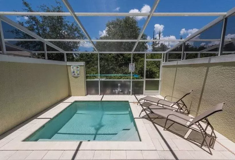 Serenity By Vhc Hospitality