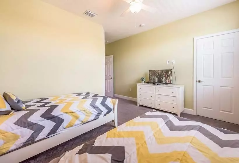 Serenity By Vhc Hospitality