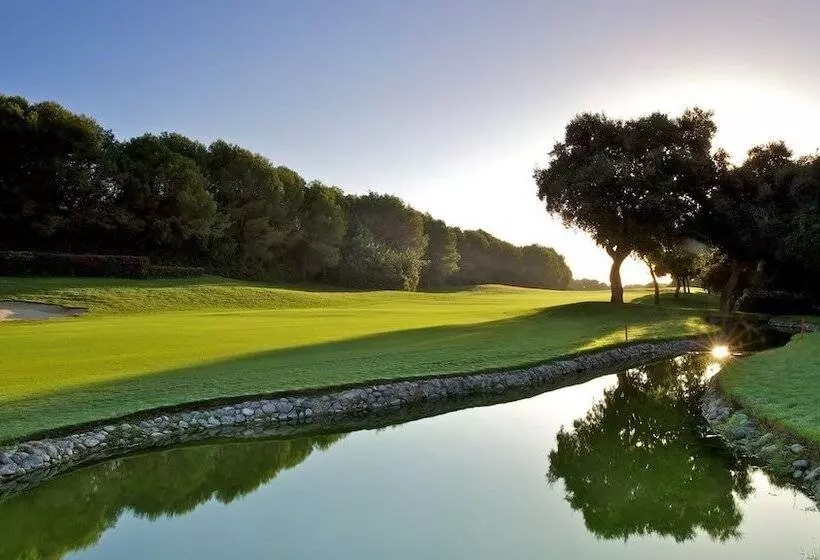 هتل Admiral San Roque