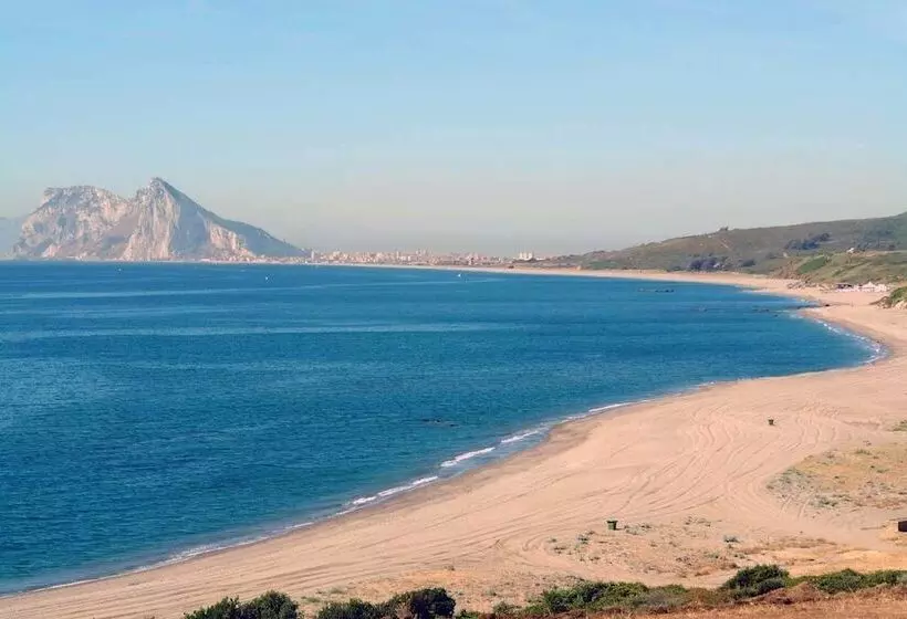 هتل Admiral San Roque