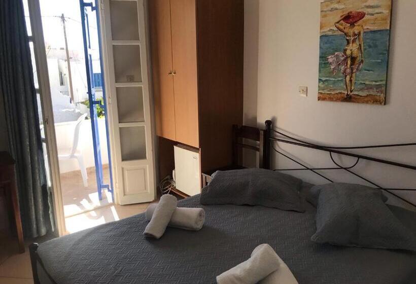 ホテル Aegeon Pension