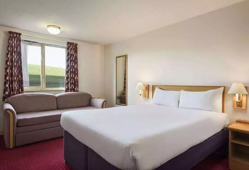 Hotelli Days Inn Tewkesbury