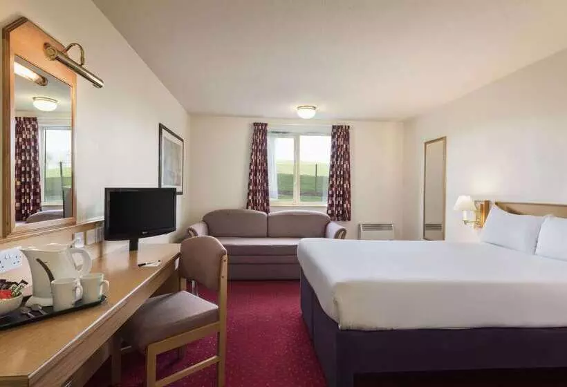 Hotelli Days Inn Tewkesbury