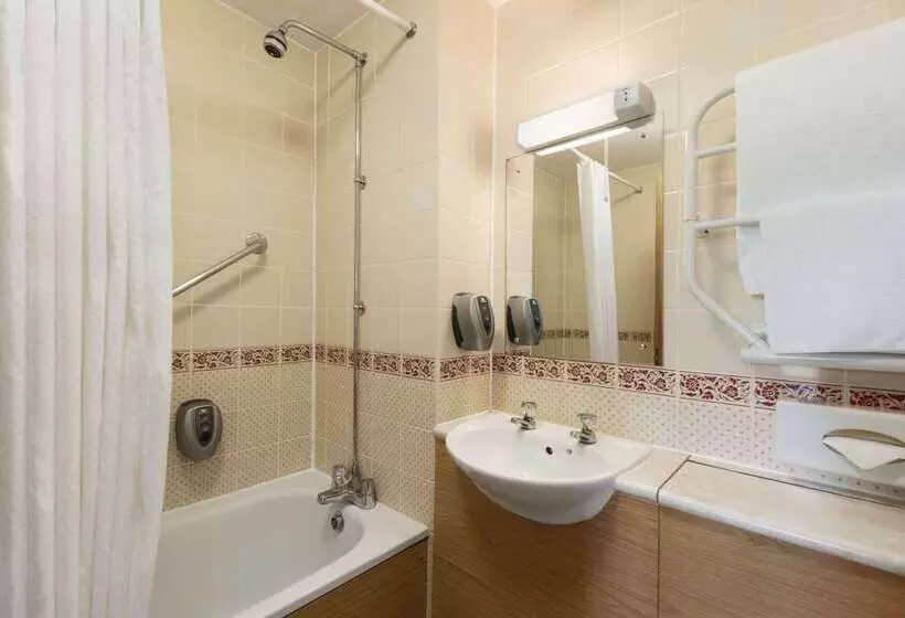 Hotelli Days Inn Tewkesbury