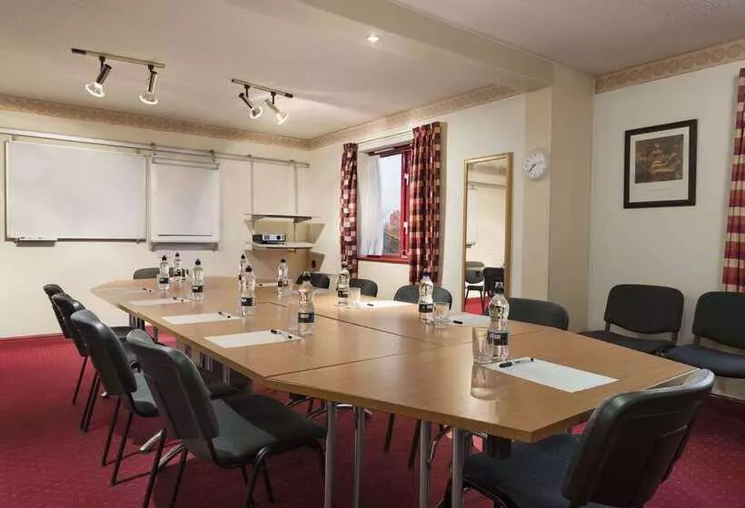 Hotelli Days Inn Tewkesbury