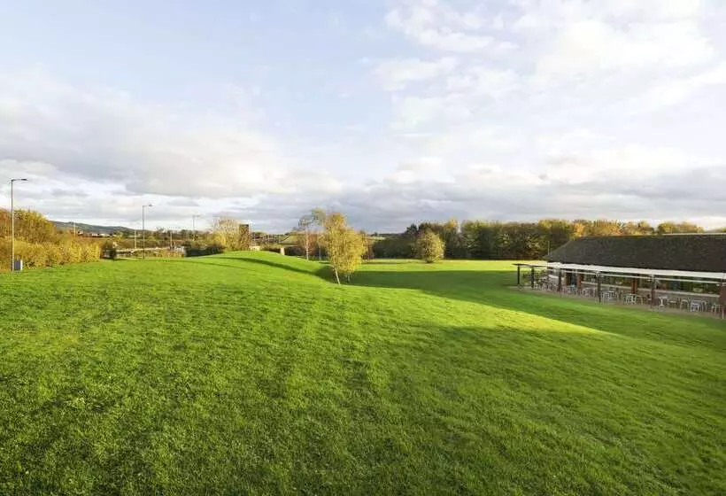 Hotelli Days Inn Tewkesbury