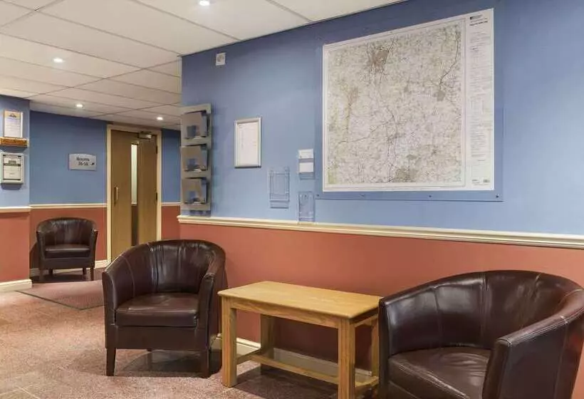 Hotelli Days Inn Tewkesbury