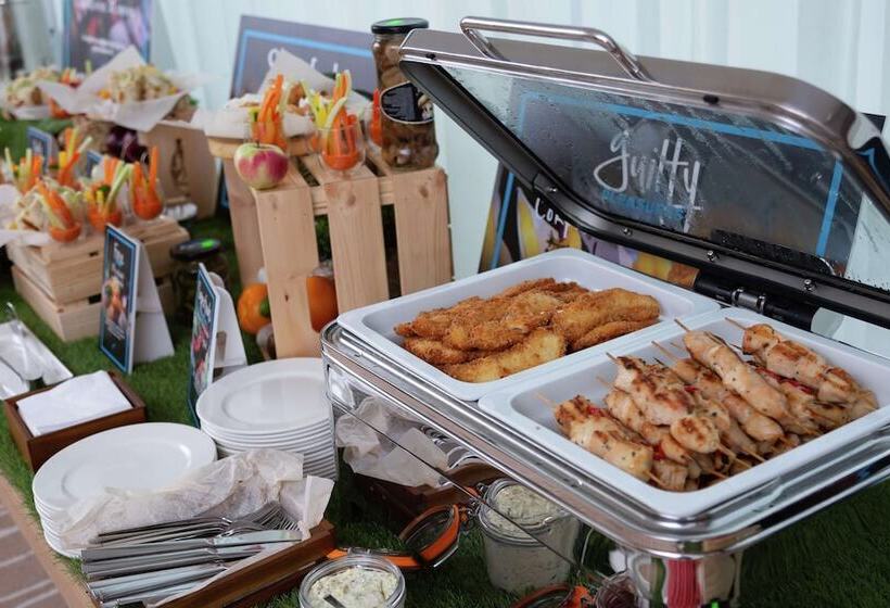 בית מלון כפרי Doubletree By Hilton Moscow Vnukovo Airport