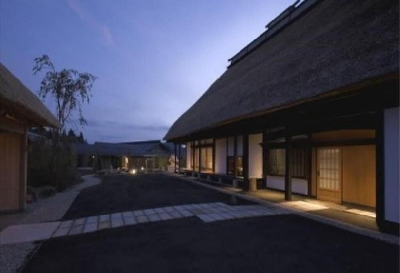 Отель Kakunodate Sanso Wabizakura